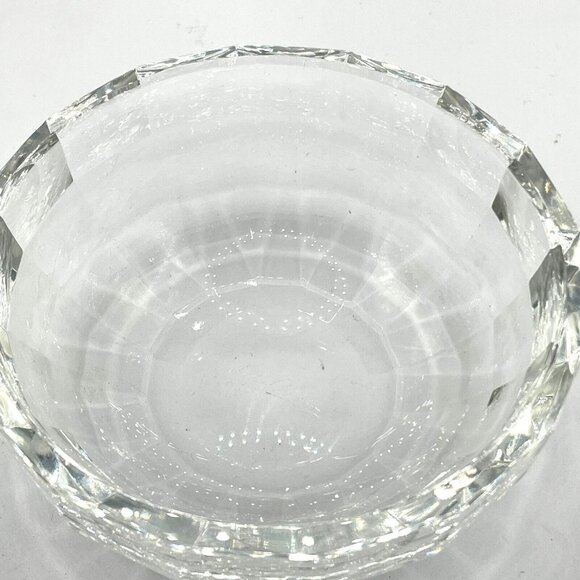 Oleg Cassini Faceted Bowl Preston Honeycomb Pattern Box Cut Round 4.5" Bowl - Picture 6 of 8